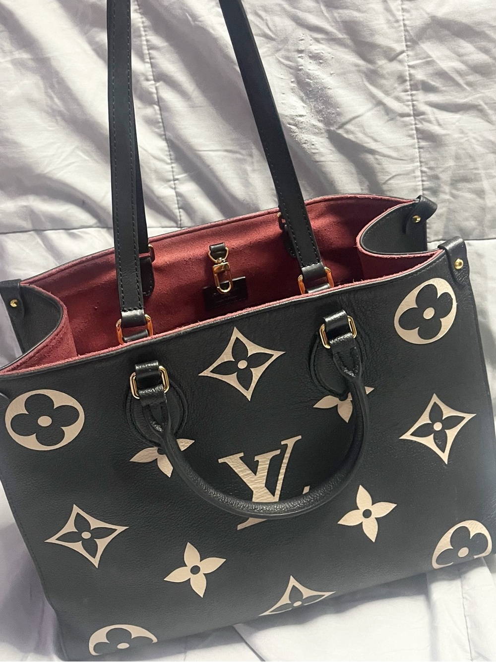 Authentic Louis Vuitton OnTheGo MM Tote — Black/Beige Monogram Empreinte